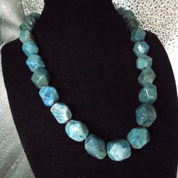 RARE 116 GR. BISBEE TURQUOISE STONE 925 3-D HEXAGONAL SHAPED BEAD NECKLACE 55